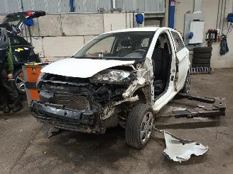 Salvage car Kia Picanto Picanto (TA) Hatchback 1.0 12V (G3LA) [51kW]  (05-2011/06-2017) 2015/1