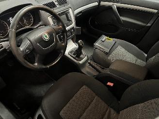 Skoda Octavia Octavia Combi (1Z5) Combi 5-drs 1.6 TDI Greenline (CAYC) [77kW]  (06-2=
009/04-2013) picture 12