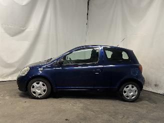 Toyota Yaris Yaris (P1) Hatchback 1.3 16V VVT-i (2SZFE) [64kW]  (04-2002/09-2005) picture 4