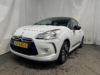 Damaged car Citroën DS3 DS3 (SA) Hatchback 1.6 VTi 120 16V (EP6C(5FS)) [88kW]  (04-2010/07-201=
5) 2010/9