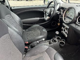 Mini Clubman Clubman (R55) Combi 1.6 16V Cooper (N12-B16A) [88kW]  (10-2007/12-2013=
) picture 7