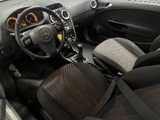 Opel Corsa Corsa D Hatchback 1.4 Euro 5 (A14XER(Euro 5)) [64kW]  (09-2009/12-2014=
) picture 13