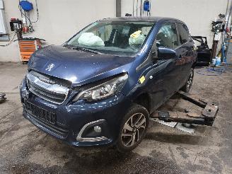 Salvage car Peugeot 108 108 Hatchback 1.2 VTi 12V (EB2D(HMT)) [60kW]  (05-2014/...) 2015/2