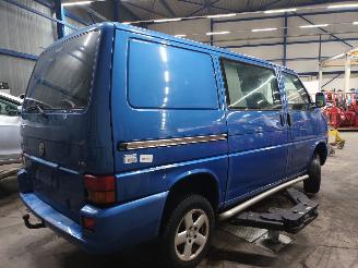 Volkswagen Transporter Transporter/Caravelle T4 Bus 2.5 TDI (AJT) [65kW]  (05-1998/04-2003) picture 3