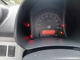 Nissan Pixo Pixo (D31S) Hatchback 1.0 12V (K10B(Euro 5)) [50kW]  (03-2009/10-2013)= picture 2