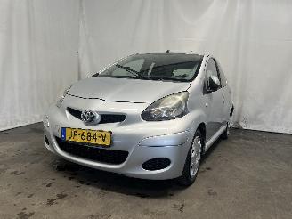 Avarii autoturisme Toyota Aygo Aygo (B10) Hatchback 1.0 12V VVT-i (1KR-FE) [50kW]  (07-2005/05-2014) 2010/1