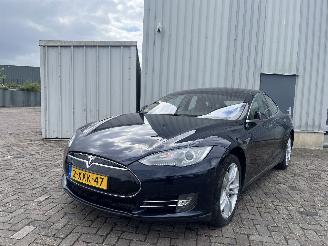 Schadeauto Tesla Model S Model S Liftback 85 (L1S) [270kW]  (09-2012/02-2016) 2014/9