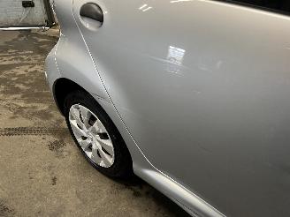 Toyota Aygo Aygo (B10) Hatchback 1.0 12V VVT-i (1KR-FE) [50kW]  (07-2005/05-2014) picture 10