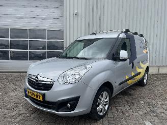 Vaurioauto  passenger cars Opel Combo Combo Van 1.6 CDTI 16V (A16FDH(Euro 5)) [77kW]  (02-2012/12-2018) 2018/4