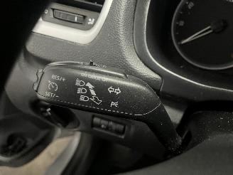 Skoda Fabia Fabia II (5J) Hatchback 5-drs 1.2i 12V (CHTA) [51kW]  (01-2007/12-2014=
) picture 14