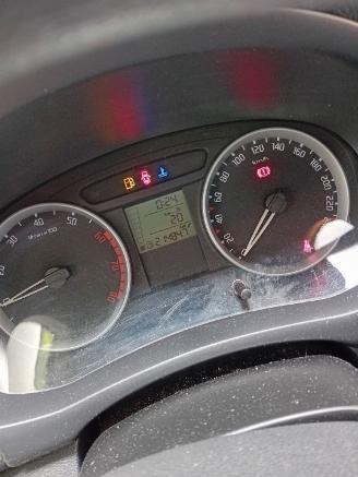 Skoda Fabia Fabia II (5J) Hatchback 5-drs 1.2i 12V (CHTA) [51kW]  (01-2007/12-2014=
) picture 2