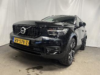 uszkodzony samochody osobowe Volvo XC40 XC40 (XZ) SUV 2.0 D4 AWD Geartronic 16V (D4204T12) [140kW]  (10-2017/0=
9-2021) 2018/2