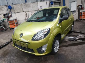Coche siniestrado Renault Twingo Twingo II (CN) Hatchback 3-drs 1.2 (D7F-800(Euro 4)) [43kW]  (03-2007/=
09-2014) 2009/10