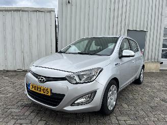 skadebil auto Hyundai I-20 i20 Hatchback 1.2i 16V (G4LA) [63kW]  (03-2012/12-2015) 2013/7