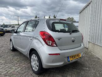 Hyundai I-20 i20 Hatchback 1.2i 16V (G4LA) [63kW]  (03-2012/12-2015) picture 5