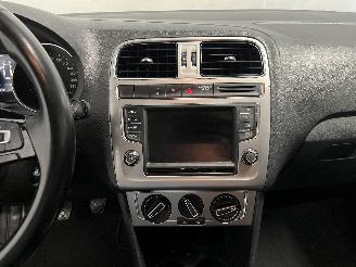 Volkswagen Polo Polo V (6R) Hatchback 1.0 TSI 12V BlueMotion (CHZB(Euro 6)) [70kW]  (1=
1-2014/10-2017) picture 18