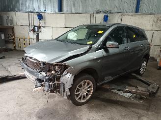 Vrakbiler auto Mercedes B-klasse B (W246/W242) Hatchback 1.6 B-180 BlueEFFICIENCY Turbo 16V (M270.910) =
[90kW]  (11-2011/12-2018) 2012/3