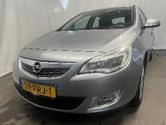Avarii autoturisme Opel Astra Astra J (PC6/PD6/PE6/PF6) Hatchback 5-drs 1.4 Turbo 16V (A14NET(Euro 5=
)) [103kW]  (12-2009/10-2015) 2011/3