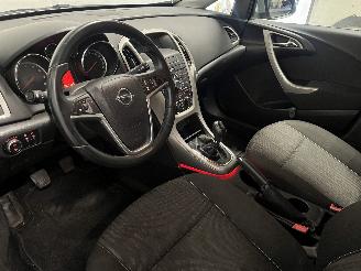 Opel Astra Astra J (PC6/PD6/PE6/PF6) Hatchback 5-drs 1.4 Turbo 16V (A14NET(Euro 5=
)) [103kW]  (12-2009/10-2015) picture 12