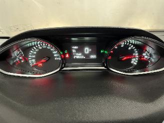 Peugeot 308 308 (L3/L8/LB/LH/LP) Hatchback 5-drs 2.0 BlueHDi 150 16V (DW10FD(AHR))=
 [110kW]  (11-2013/12-2021) picture 25
