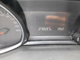 Peugeot 308 308 (L3/L8/LB/LH/LP) Hatchback 5-drs 2.0 BlueHDi 150 16V (DW10FD(AHR))=
 [110kW]  (11-2013/12-2021) picture 2