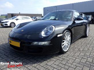 krockskadad bil auto Porsche 911 3.6 CARRERA Coupe 2006/10