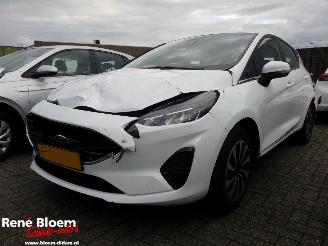 Damaged car Ford Fiesta 1.0 EcoBoost Hybrid Titanium 2023/1