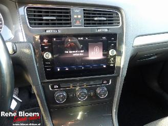 Volkswagen Golf 1.0 TSI Comfortline 110pk Navi picture 17