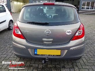 Opel Corsa 1.2 16V Selection Airco 5drs picture 3