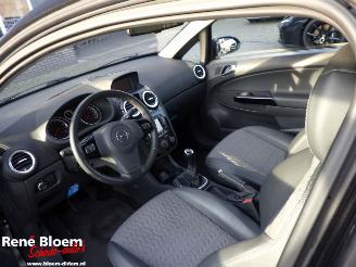 Opel Corsa 1.4 16V Cosmo Airco picture 12