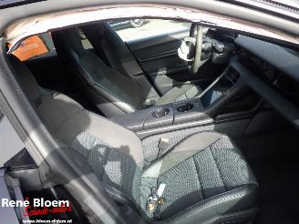 Porsche Taycan Cross Turismo 4 381pk 93kWh picture 13