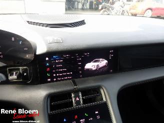 Porsche Taycan 84kWh Automaat Full option picture 16