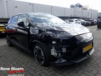 MG 4 Electric Luxury 64kwh picture 5