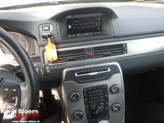 Volvo V-70 1.6 D2 Momentum Automaat picture 16