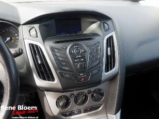 Ford Focus 1.6 TDCI ECOnetic Airco picture 14