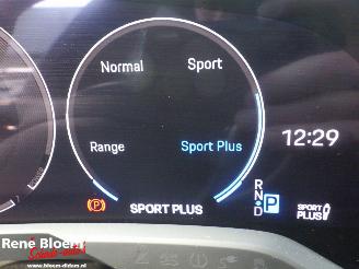 Porsche Taycan Sport Turismo Proforma Battery Plus 94.3kWh picture 23