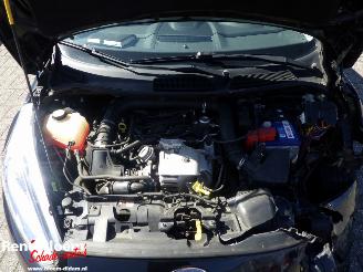 Ford Fiesta 1.0 EcoBoost Titanium picture 7