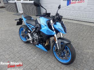 Suzuki  GSX-8S picture 3
