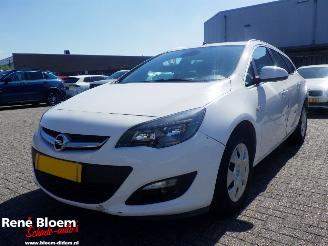 Voiture accidenté Opel Astra SPORTS TOURER 2.0 CDTi Cosmo 2014/11