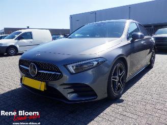 Unfallwagen Mercedes A-klasse 180 Premium Plus 2023/5