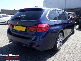 Schadeauto BMW 3-serie Touring 318d High Executive Automaat 2017/4