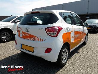 skadebil auto Hyundai I-10 1.0i i-Motion Comfort 5drs 2016/8