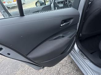 Toyota Corolla Gereserveerd Touring sports 1.8 Hybrid 148pk automaat Business - nap - vaste prijs - camera - line + front assist - afn trekh - clima + cruise contr - keyless start picture 52