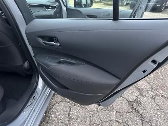 Toyota Corolla Gereserveerd Touring sports 1.8 Hybrid 148pk automaat Business - nap - vaste prijs - camera - line + front assist - afn trekh - clima + cruise contr - keyless start picture 57