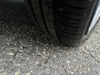 Toyota Corolla Gereserveerd Touring sports 1.8 Hybrid 148pk automaat Business - nap - vaste prijs - camera - line + front assist - afn trekh - clima + cruise contr - keyless start picture 73