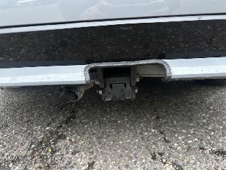 Toyota Corolla Gereserveerd Touring sports 1.8 Hybrid 148pk automaat Business - nap - vaste prijs - camera - line + front assist - afn trekh - clima + cruise contr - keyless start picture 74