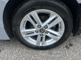 Toyota Corolla Gereserveerd Touring sports 1.8 Hybrid 148pk automaat Business - nap - vaste prijs - camera - line + front assist - afn trekh - clima + cruise contr - keyless start picture 66