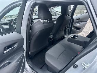 Toyota Corolla Gereserveerd Touring sports 1.8 Hybrid 148pk automaat Business - nap - vaste prijs - camera - line + front assist - afn trekh - clima + cruise contr - keyless start picture 53