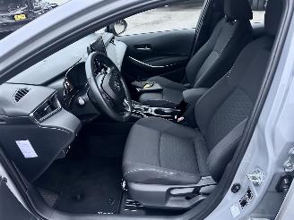 Toyota Corolla Gereserveerd Touring sports 1.8 Hybrid 148pk automaat Business - nap - vaste prijs - camera - line + front assist - afn trekh - clima + cruise contr - keyless start picture 43