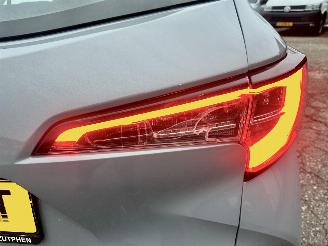 Toyota Corolla Gereserveerd Touring sports 1.8 Hybrid 148pk automaat Business - nap - vaste prijs - camera - line + front assist - afn trekh - clima + cruise contr - keyless start picture 10